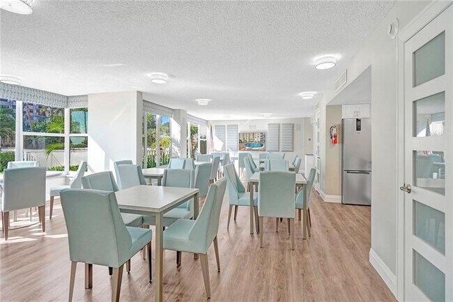 Foto del edificio - 5200 N Ocean Blvd