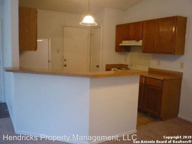 Foto del edificio - 5619-5621 Lochmoor