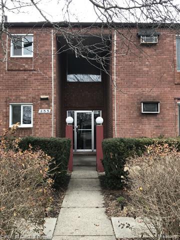 Primary Photo - 3 E 14 Mile Rd