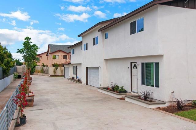 Foto principal - 1070 5th Ave