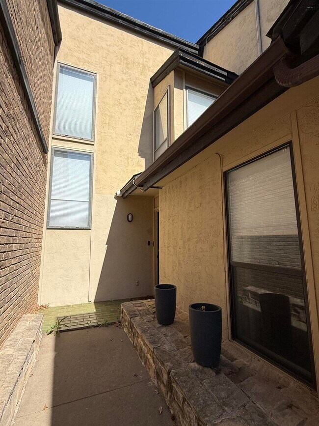 Foto del edificio - 4113 Seabury Dr