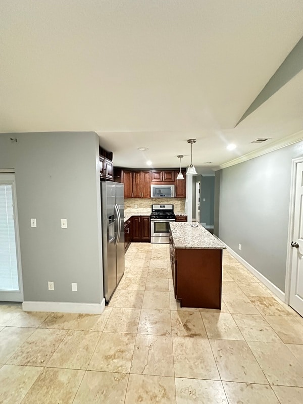 Building Photo - 8010 Dorsel Ct