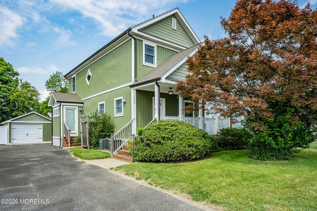Building Photo - 132 Sampson Pl