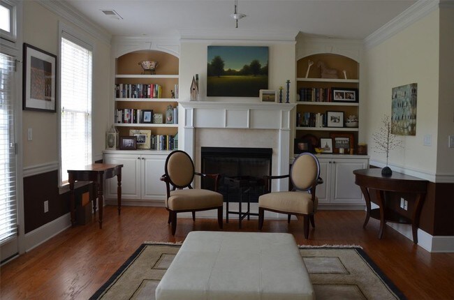 Foto del edificio - 1283 W Spring St SE