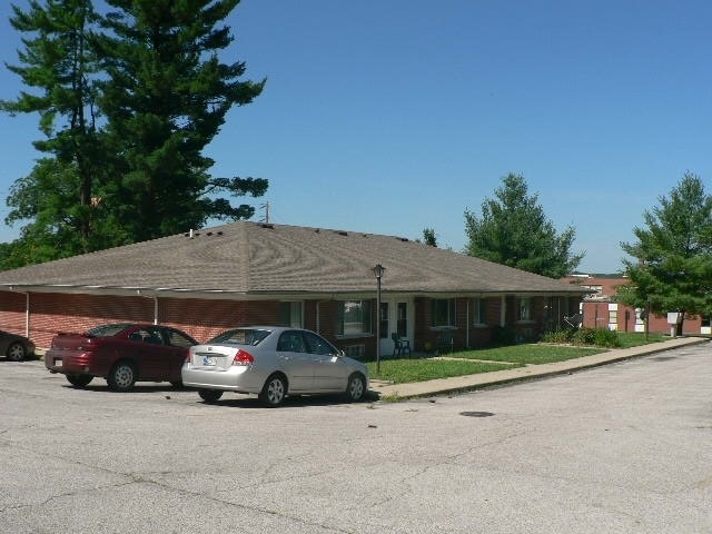 Building Photo - Stonebrook at Shoals