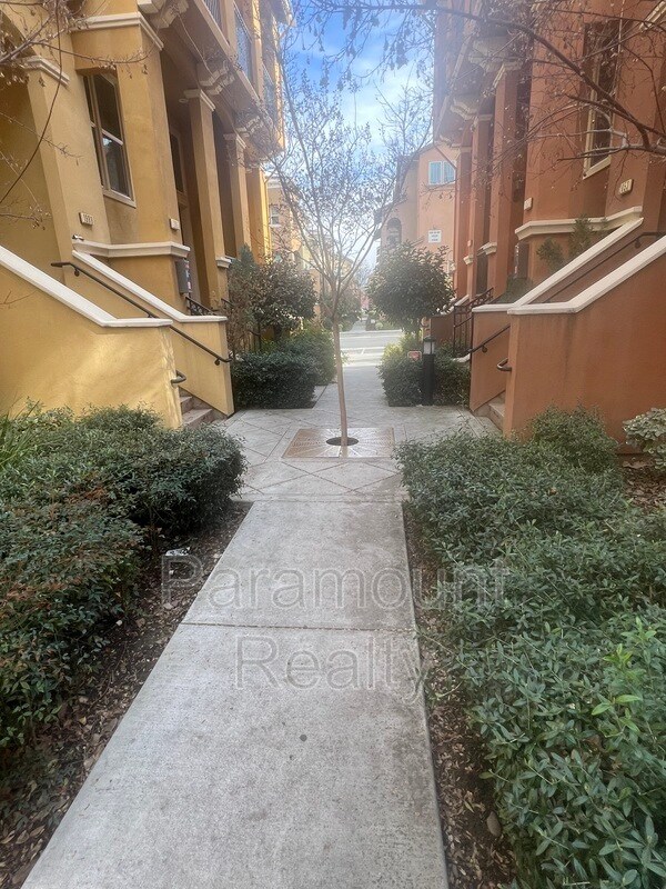 Foto del edificio - 1997 Lee Way