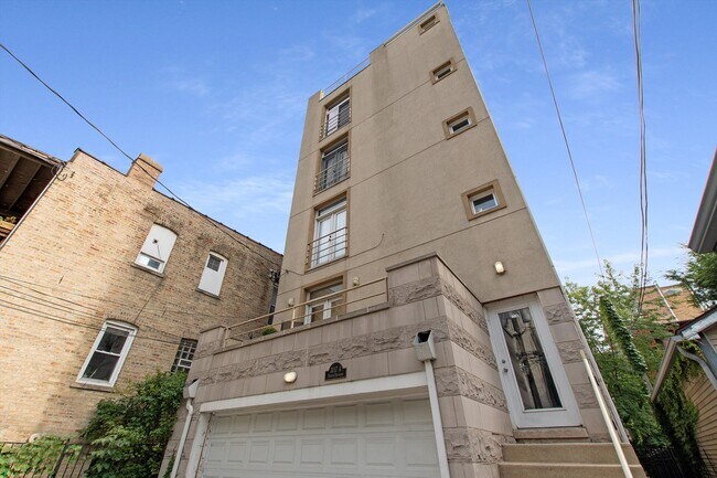 Foto del edificio - 3117A N Orchard St