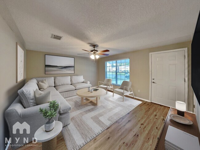 Foto del edificio - 2716 Pinewood Blvd N
