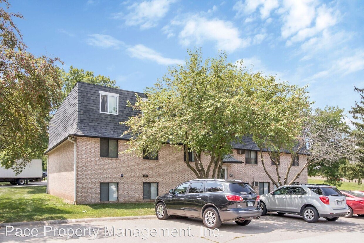 Primary Photo - 2 br, 1 bath Apartment - 310 Finkbine Lane