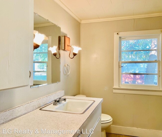 Foto del edificio - 3 br, 1 bath House - 502 Elias