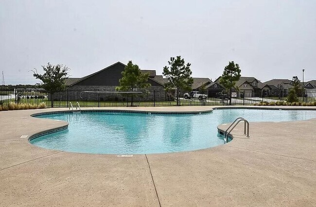 Foto del edificio - 3 Bed | 2 Bath in Owasso!