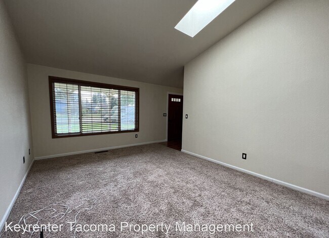 Building Photo - 3 br, 2 bath House - 610 Rice Ct