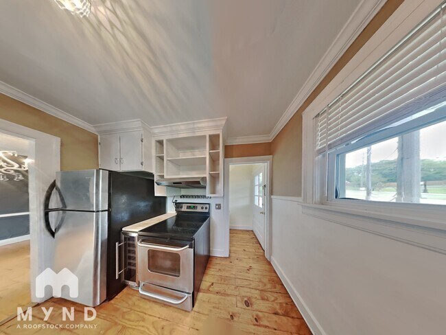 Foto del edificio - 2206 Eastland Ave