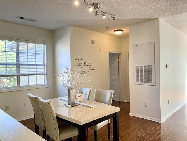 Photo - 3500 Sweetwater Rd Townhome