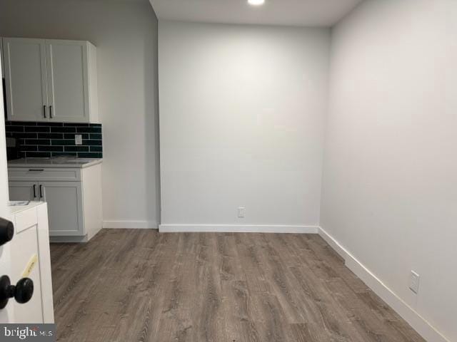 Foto del edificio - 42 N Cove Rd