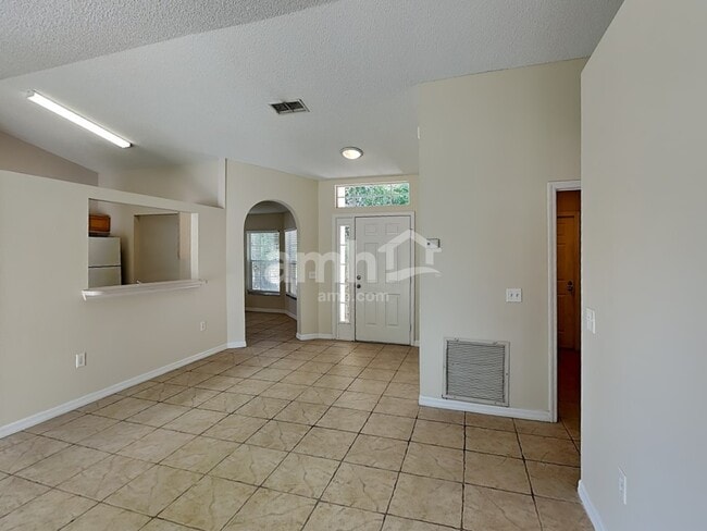 Foto del edificio - 2423 Hybrid Dr