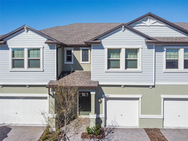 Foto principal - 21857 Adriatic Ln