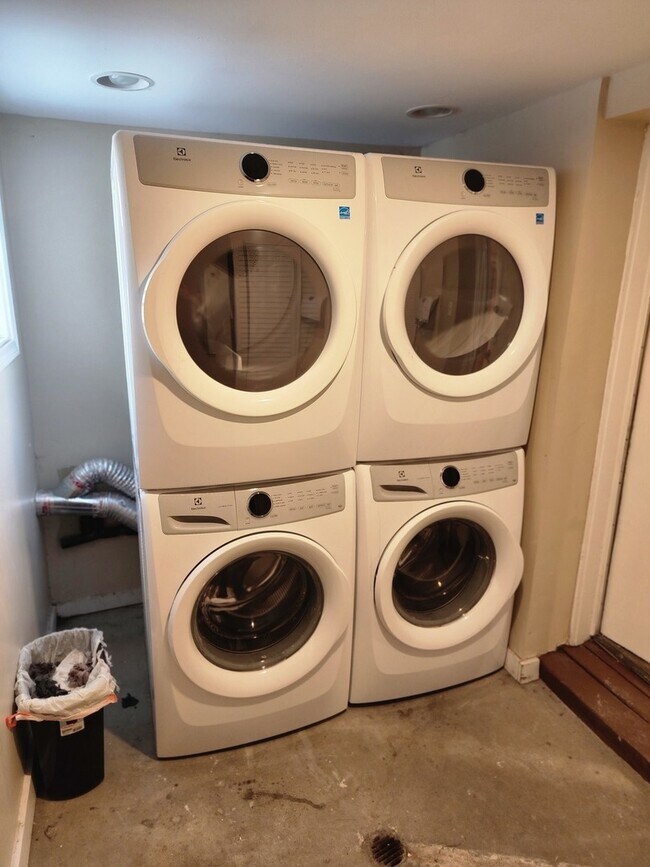 Foto del edificio - 2114 West 23rd Place Unit GR