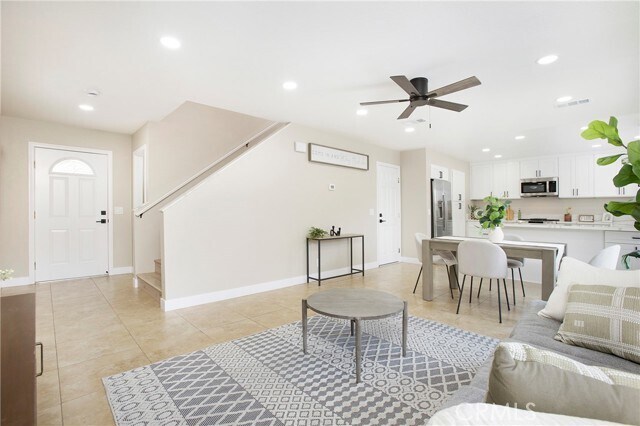 Foto del edificio - 757 S Brea Blvd