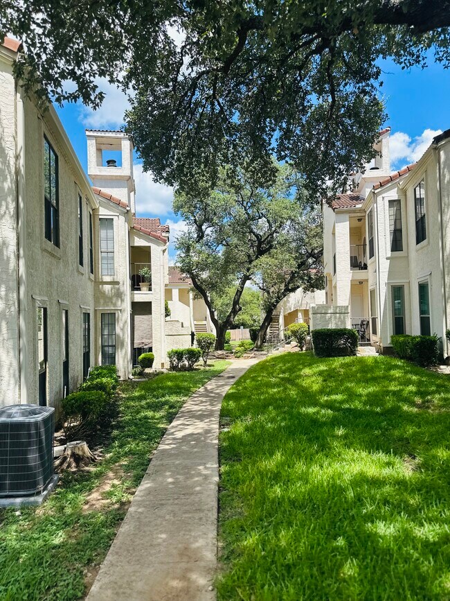 Foto del edificio - 2255 Thousand Oaks