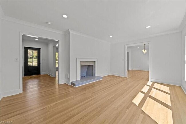 Foto del edificio - Build Equity While Leasing - Lease and Own...