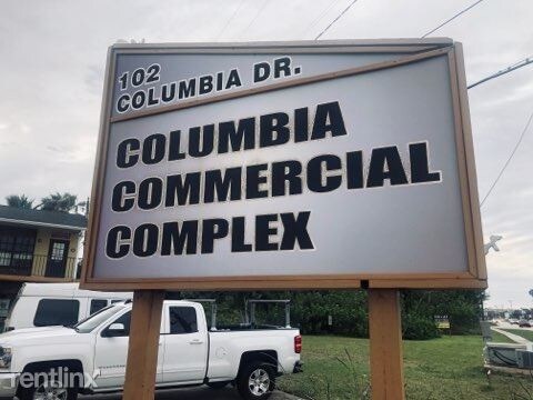 Primary Photo - 102 Columbia Dr