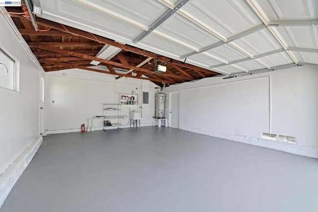 Building Photo - 36023 Pizarro Dr