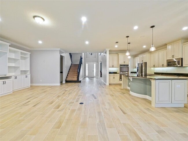 Building Photo - 4940 Palmetto Park Dr