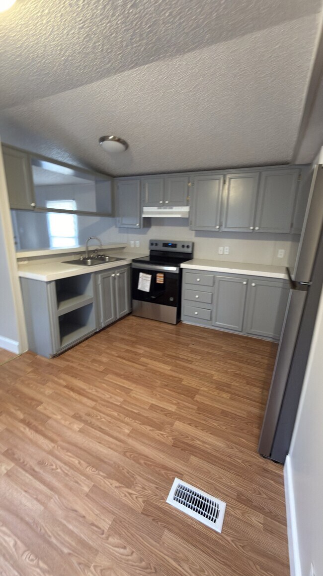 Foto del edificio - 3427 21 E M.L.K. Jr Dr