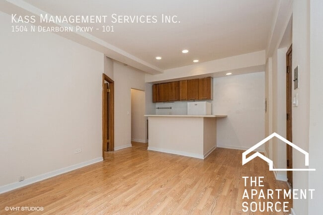 Building Photo - 1510 N Dearborn Pky
