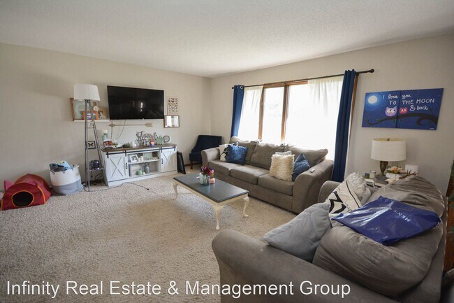 Foto del edificio - 3 br, 2.5 bath House - 3605 13th Ave NW