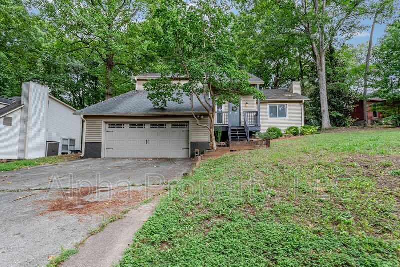 Foto principal - 108 Duquesne Dr