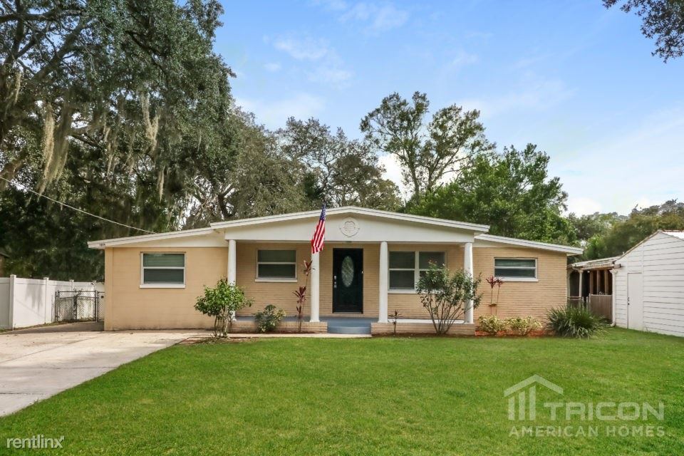 Foto principal - 1004 Pond Rd