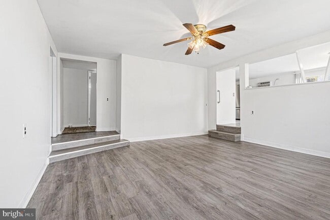 Foto del edificio - 1915 Rettman Ln