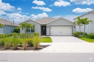 Building Photo - 42428 Cascade Dr