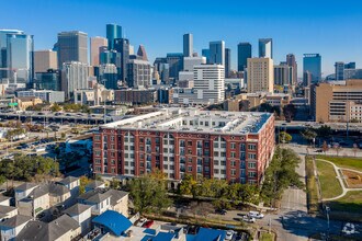 Houston - 2111 Austin Apartments