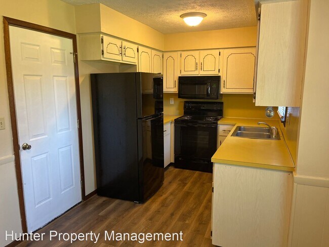 Building Photo - 3 br, 2 bath House - 2935 S. Roanoke