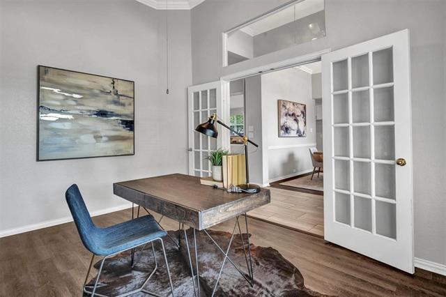 Foto del edificio - 1601 Long Prairie Ct