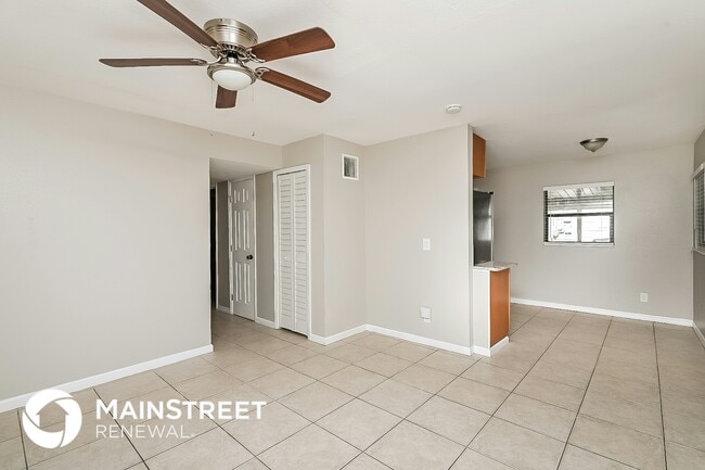 Foto del edificio - 4317 W Bay Ave