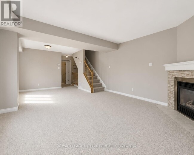 Building Photo - 1660 Locksley Ln
