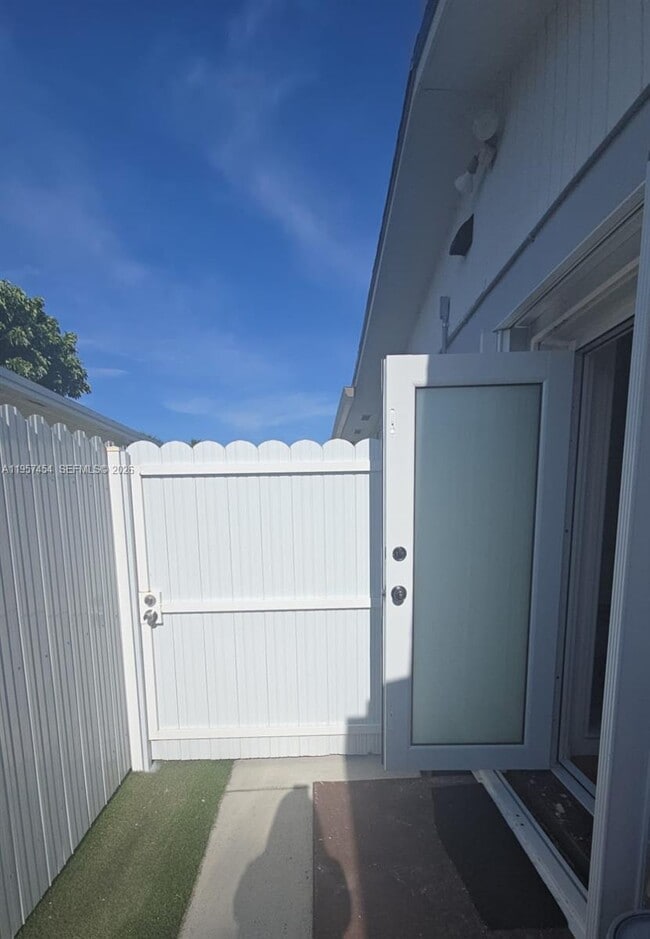 Foto del edificio - 19733 SW 119th Ct