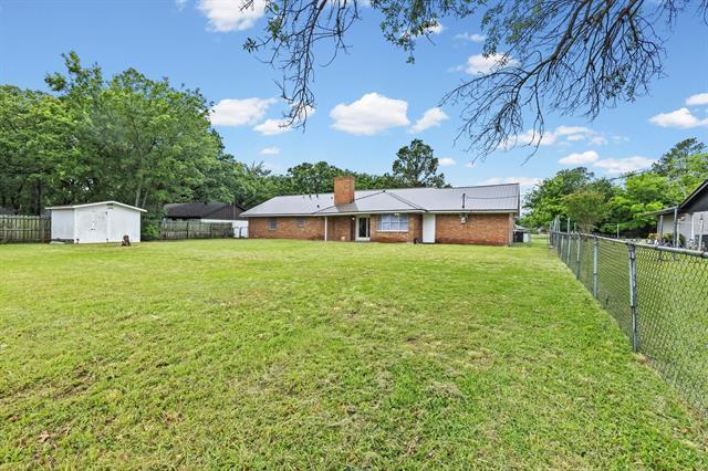 Building Photo - 3 Timberside Dr