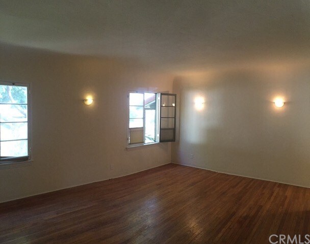 Building Photo - 2652 7th St