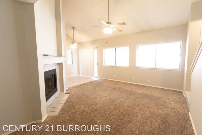 Foto del edificio - 3 br, 2 bath House - 5611 Spring Sunshine