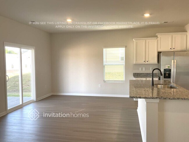 Foto del edificio - 3339 Fox Hall Dr