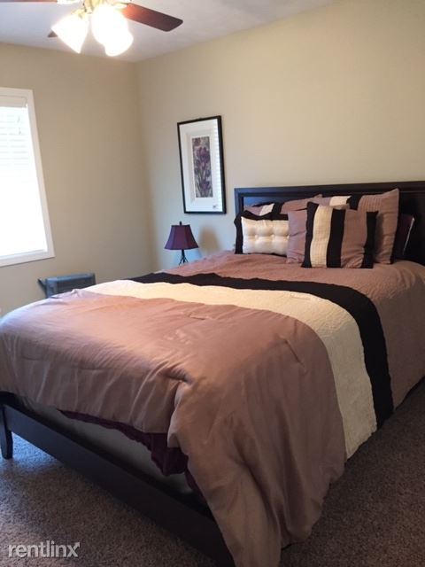 Building Photo - 3 br, 3 bath Townhome - 3622 Osullivan Rd