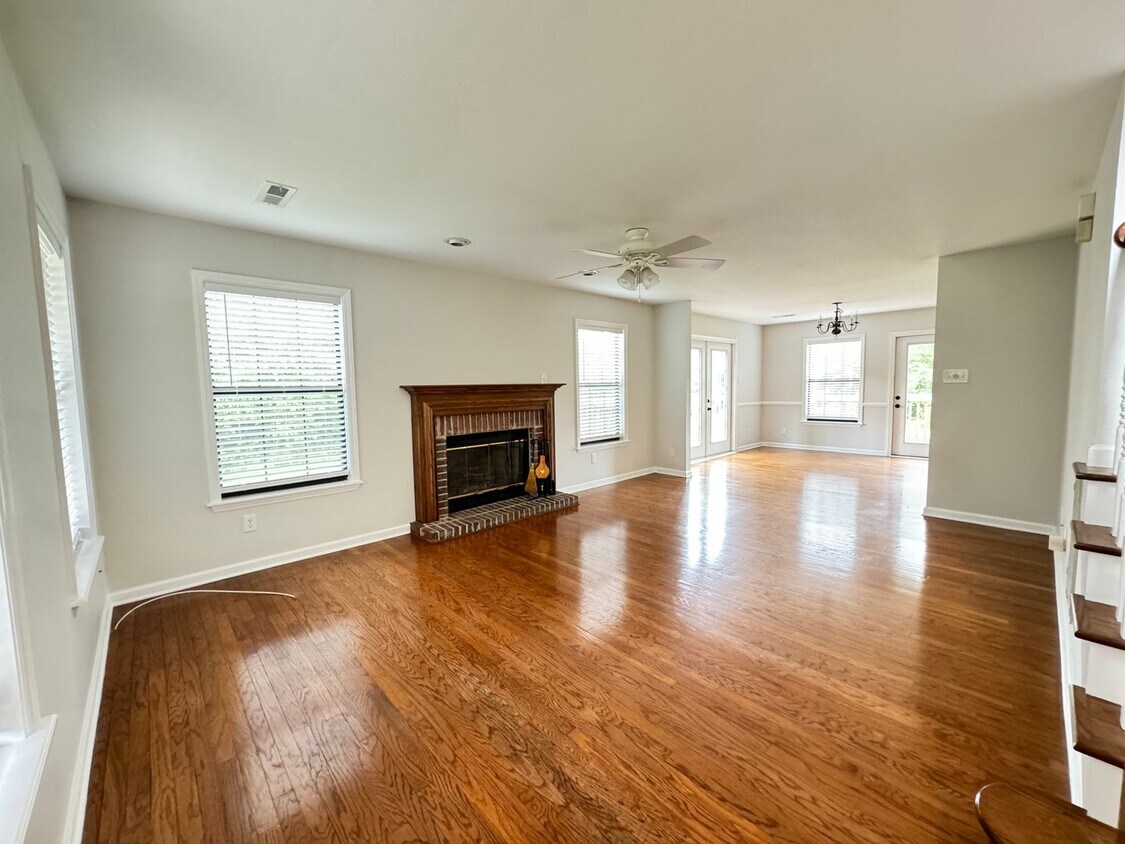 Foto del edificio - Friendsville 37737 - 3 bedroom, 2.5 bath home - Contact Jackie Mills (865) 748-2851