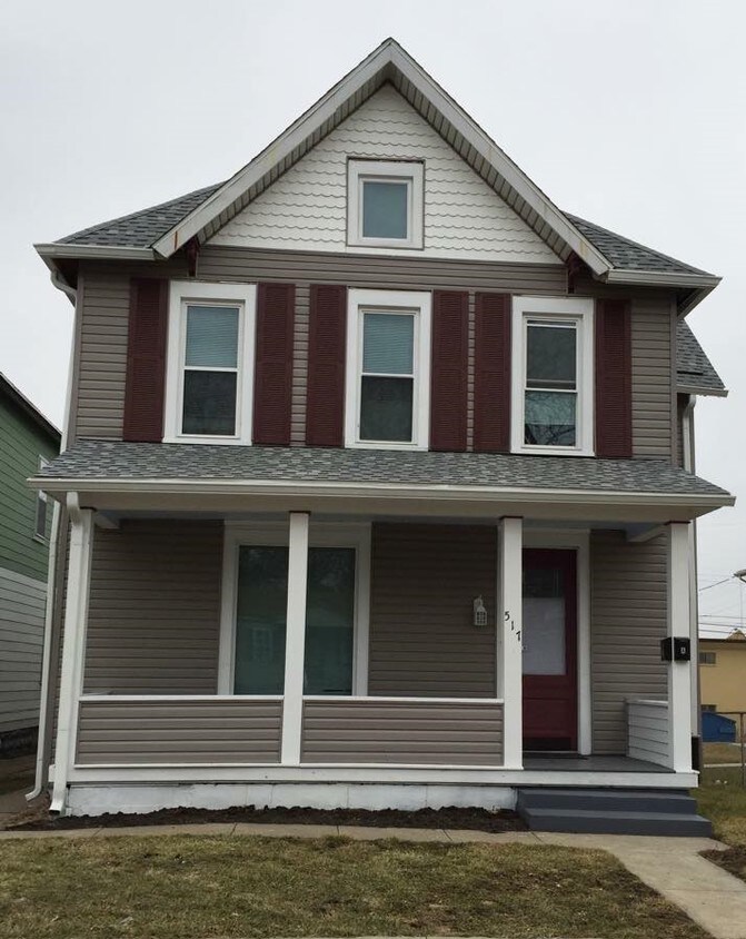 Exterior of house - 517 S 4th St