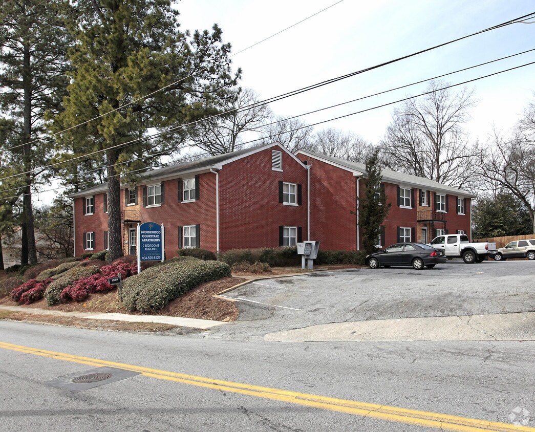 15 NW Deering Rd, Atlanta, GA 30309 Apartments in Atlanta, GA