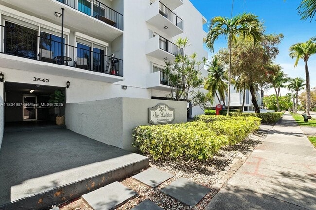 $2,300 3642 NE 171st st #506 - $2,300 3642 NE 171st st #506 Apartment